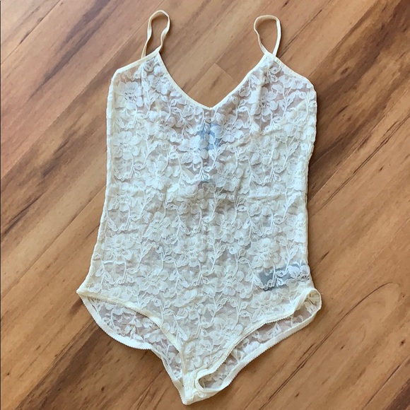 NWT Ivory Lace Bodysuit Large - Picture 1 of 6
